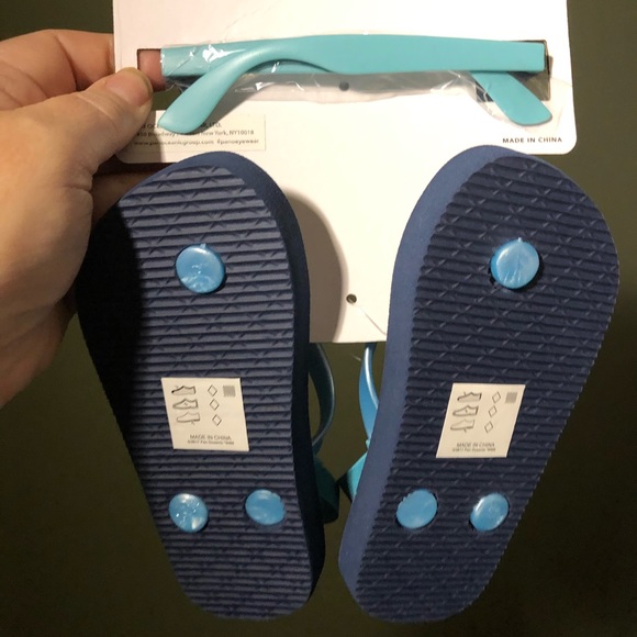 Boy Sunglasses & flip flops set 0-3 years - Picture 2 of 2